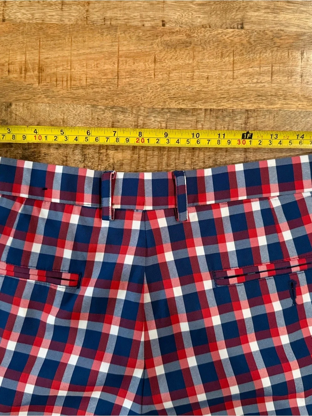 Walter Hagen Plaid Golf Shorts Men’s Size 34 Red Blue White Performance EUC